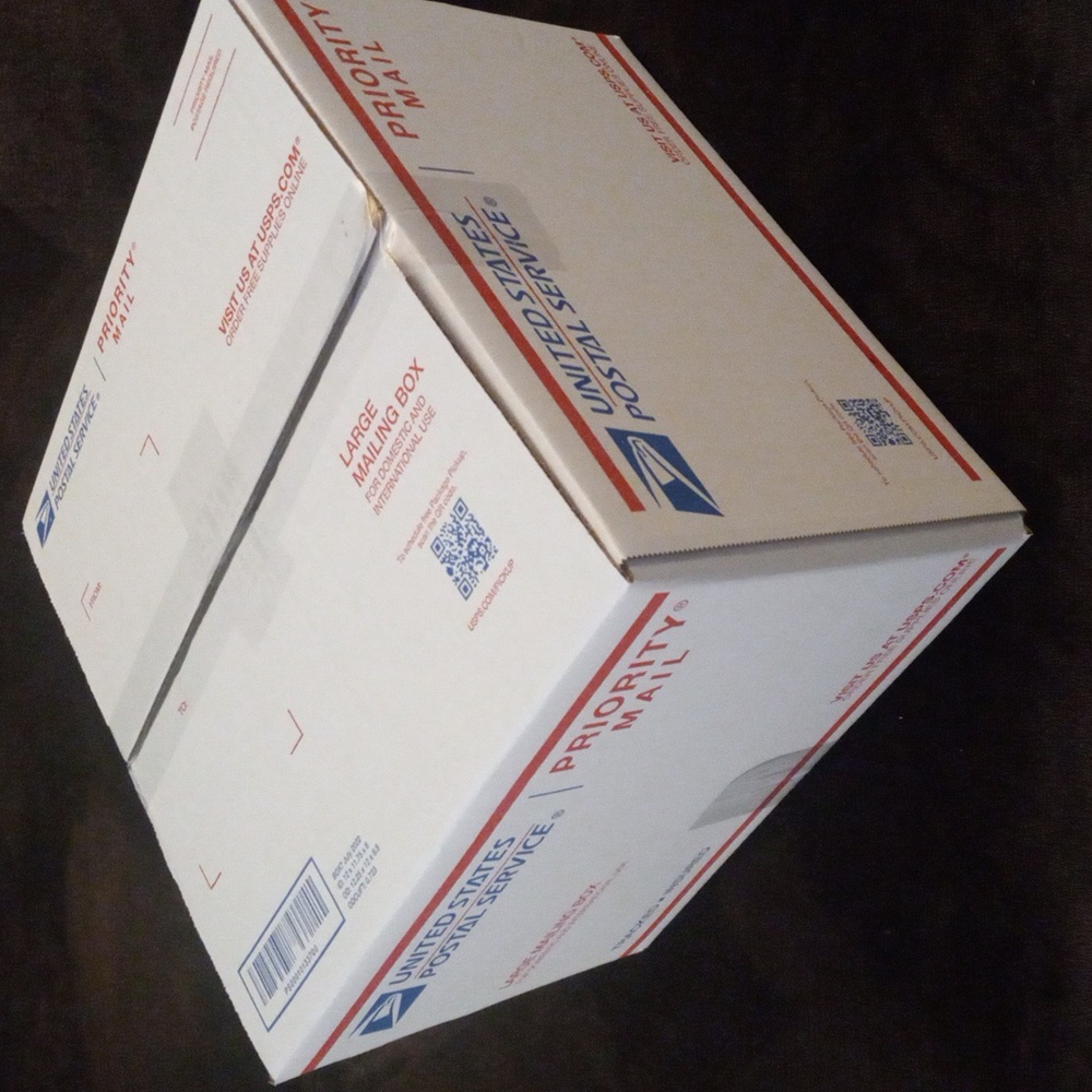 25$ mens mystery box...